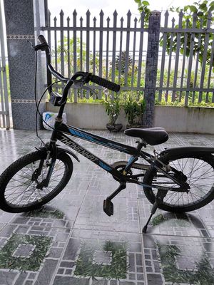 XE ĐẠP THỐNG NHẤT (TRẺ EM). Mua bán Xe đạp tại Huyện Cai Lậy Tiền Giang được đăng bởi Lê Nguyễn Đại Dương