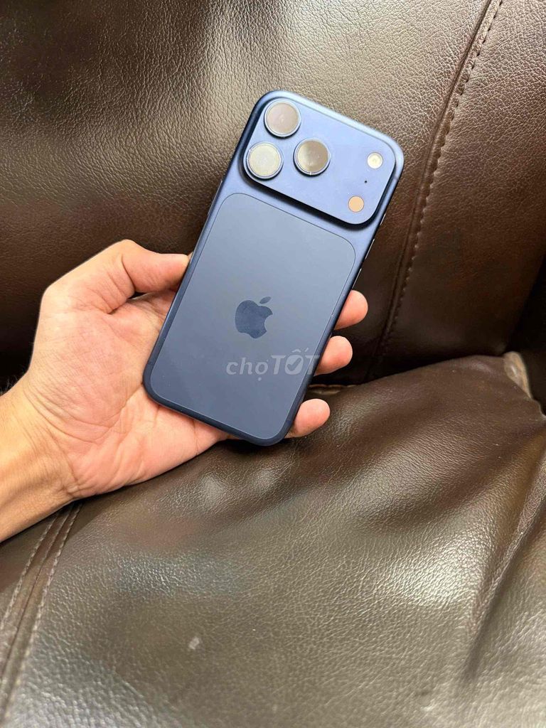 iPhone 17 Pro 256GB Xanh Việt Nam Đã sử dụng. Mua bán Điện thoại tại Quận 7 Tp Hồ Chí Minh được đăng bởi mrlao hình 1