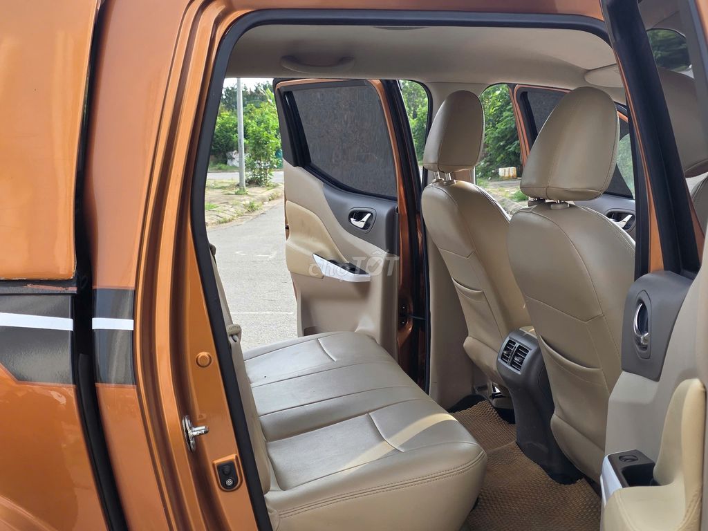 Bán Nissan Navara 2018 EL số tự động 1 cầu màu cam. Mua bán Ô tô tại Quận Hà Đông Hà Nội được đăng bởi Vũ Đình Lợi hình 11