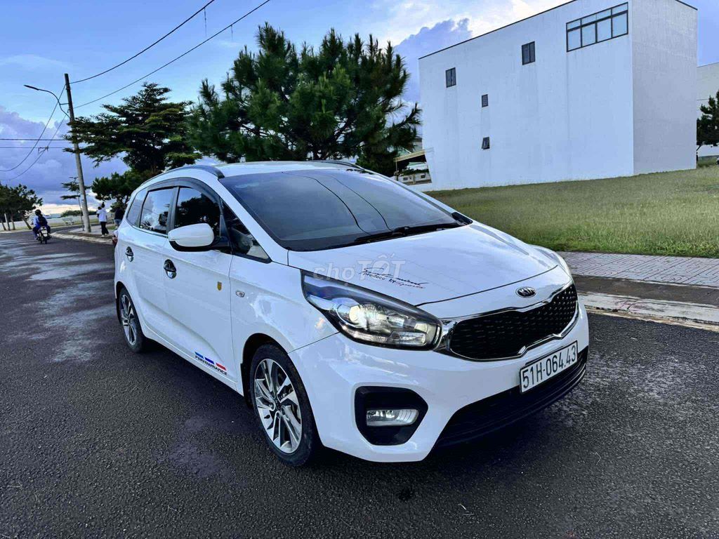 Kia Rondo 2018 2.0 GMT - 900000 km. Mua bán Ô tô tại Thành phố Pleiku Gia Lai được đăng bởi Nguyễn Văn Tấn hình 2