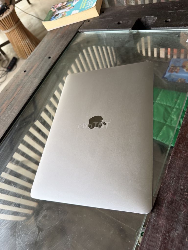 Apple MacBook Pro i5 8GB. Mua bán Laptop tại Quận Ngũ Hành Sơn Đà Nẵng được đăng bởi Tên chưa cung cấp hình 1