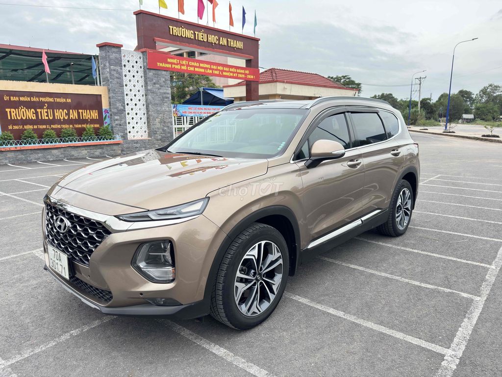 Hyundai Santa Fe 2020 Premium 2.4L HTRAC - 60 km. Mua bán Ô tô tại Quận 12 Tp Hồ Chí Minh được đăng bởi Nguyen van nhut hình 2