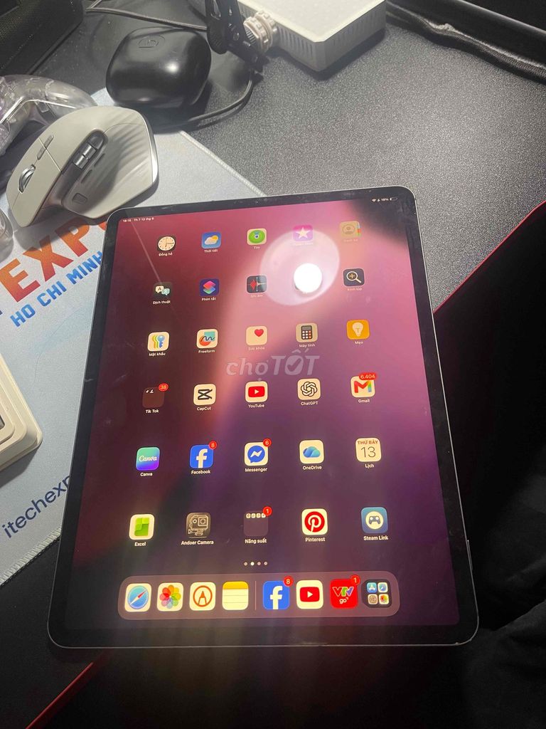 Apple iPad Pro 12.9 inch 2020 Xám 256GB Wifi + LTE. Mua bán Máy tính bảng tại Quận Tân Phú Tp Hồ Chí Minh được đăng bởi Chí Hưng Giang hình 1