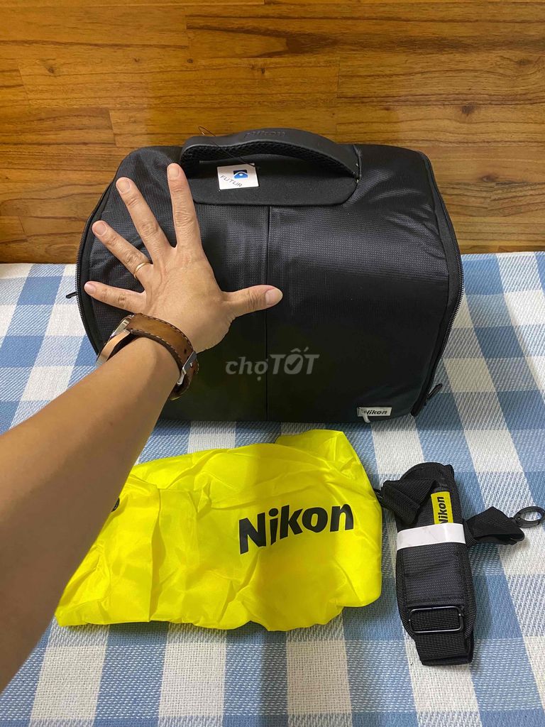 túi máy ảnh Nikon size lớn