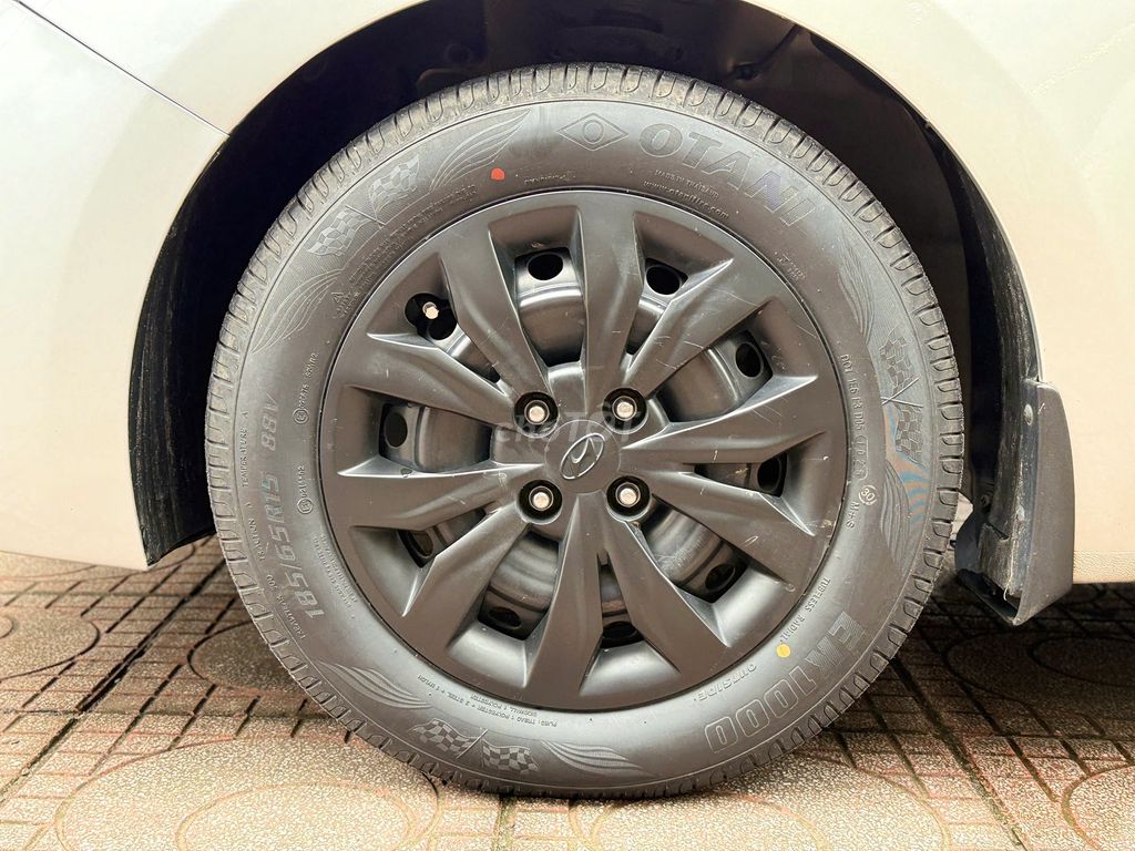 Hyundai_Accent 1.5 MT 2019. Mua bán Ô tô tại Quận Long Biên Hà Nội được đăng bởi Linh hình 4