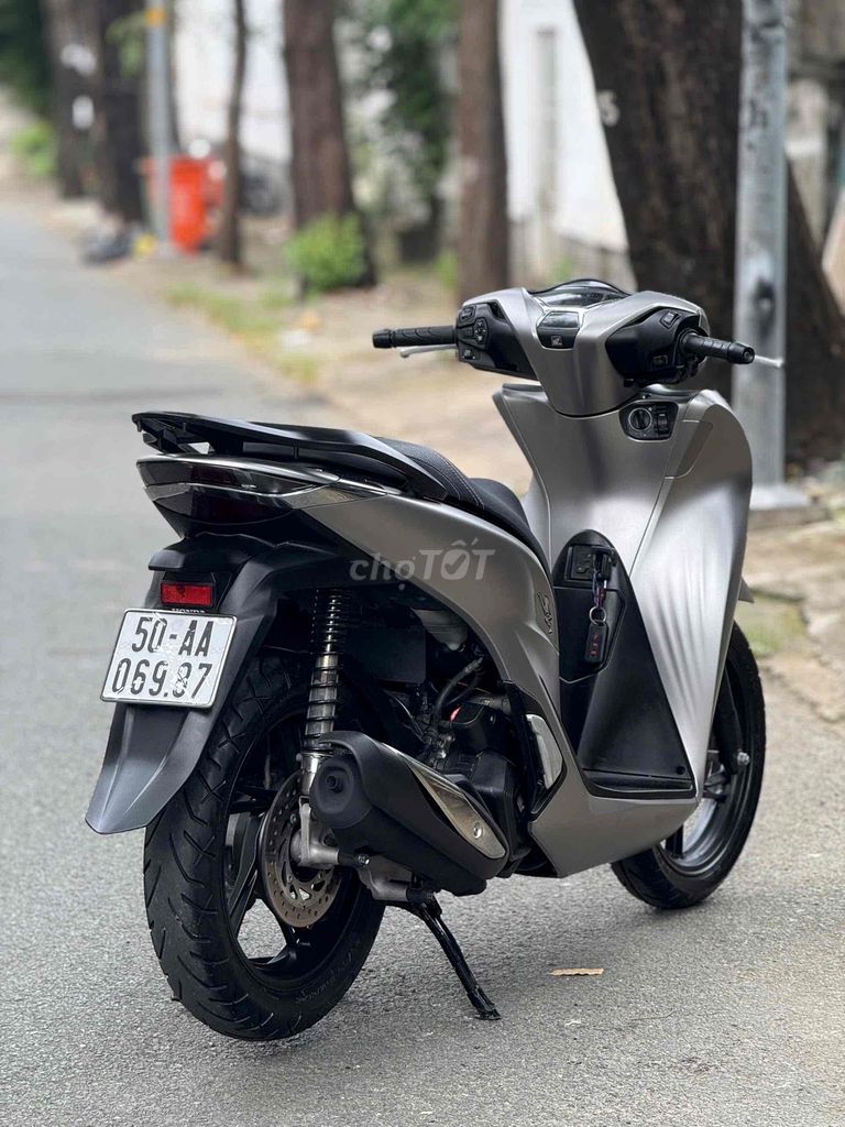 SH 125i 2020 BSTP MIX XÁM TITAN. Mua bán Xe máy tại Thành phố Thủ Đức Tp Hồ Chí Minh được đăng bởi Vũ Vũ hình 5