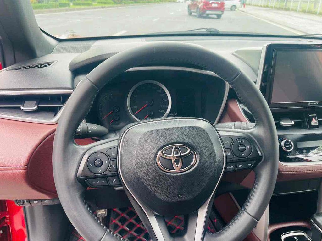 Toyota Corolla Cross 2021 1.8V - 69000 km. Mua bán Ô tô tại Quận Thanh Xuân Hà Nội được đăng bởi Dũng hình 9