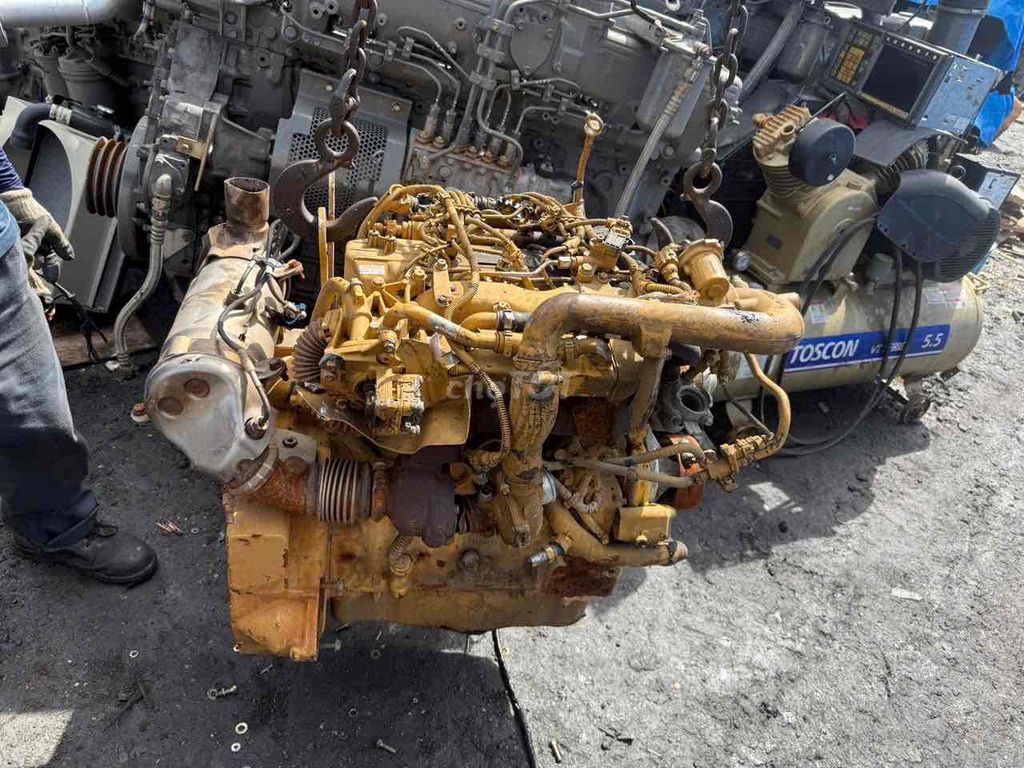 Động cơ xe đào CAT C3.4B nhật bãi. Mua bán Phụ tùng xe tại Huyện Bến Lức Long An được đăng bởi Ngô Minh Quyền hình 2