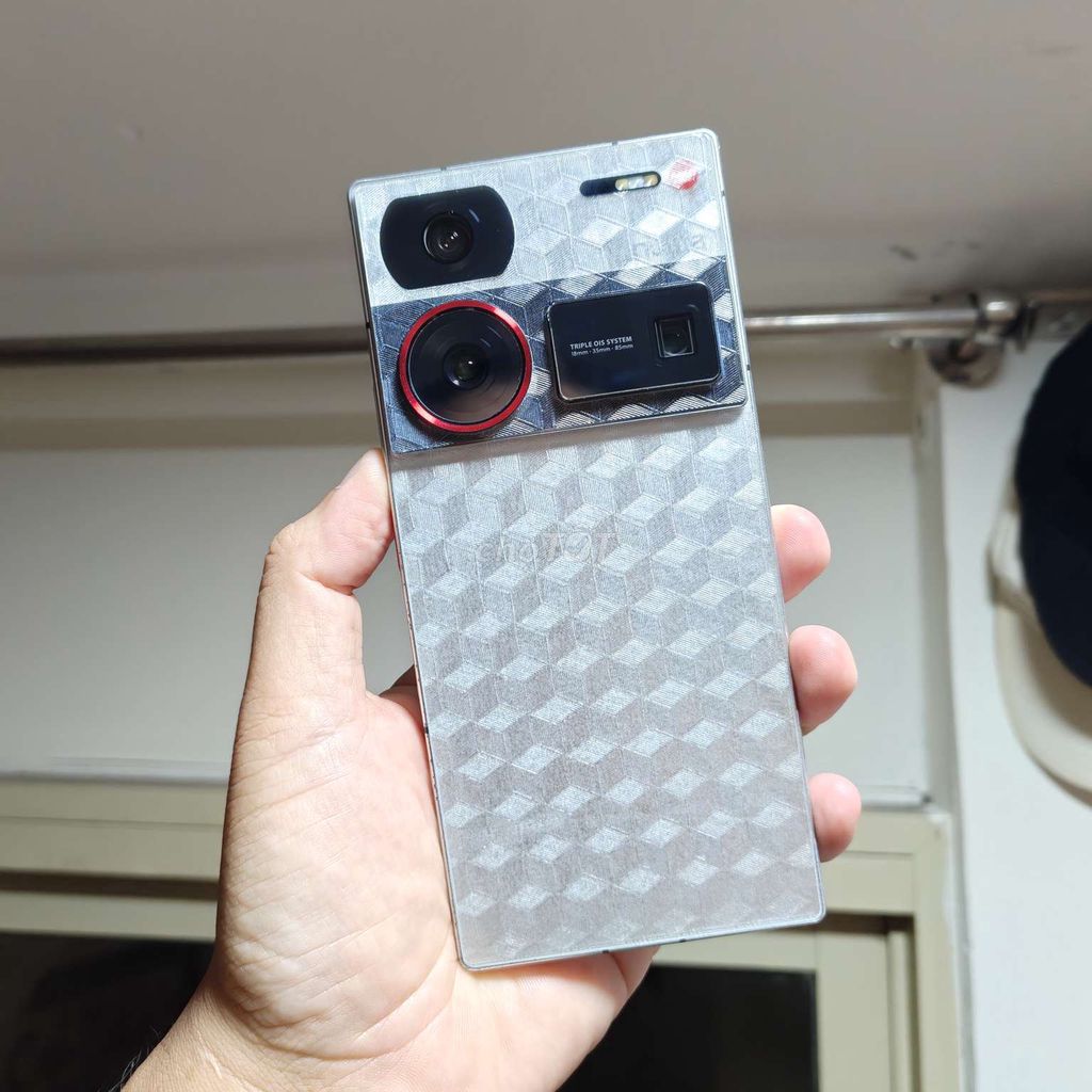 Nubia Z60 Ultra QT Fullbox 16/512  Giao Lưu GL. Mua bán Điện thoại tại Quận Phú Nhuận Tp Hồ Chí Minh được đăng bởi Nhật hình 1