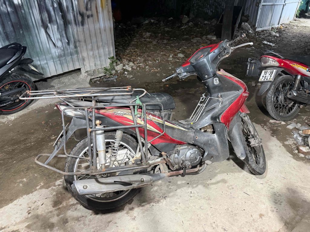 Honda Wave Красный Грузовой мотоцикл