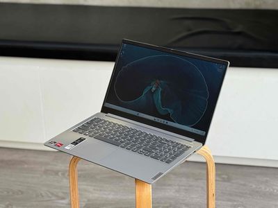 Lenovo IdeaPad 1 15ALC7 R5 8GB/512GB