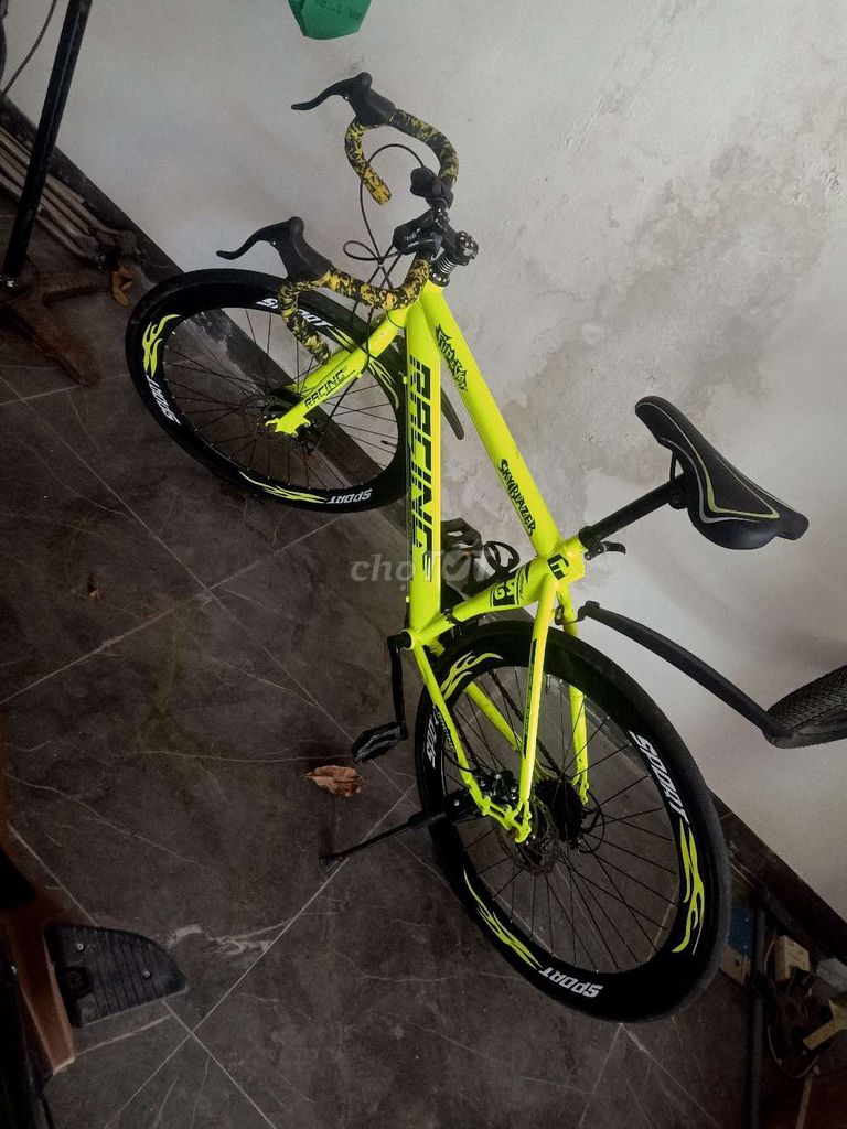 Xe đạp đua Racing Nhôm carbon Vàng neon. Mua bán Xe đạp tại Quận Bắc Từ Liêm Hà Nội được đăng bởi Anh sơn hình 1