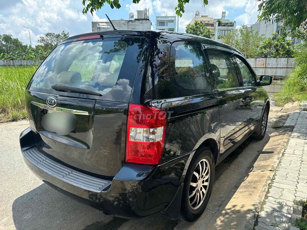 Kia Carnival 2010 - 155 km đời 2010 fom mới xe đẹp. Mua bán Ô tô tại Quận 8 Tp Hồ Chí Minh được đăng bởi Nguyễn Văn Tâm hình 15