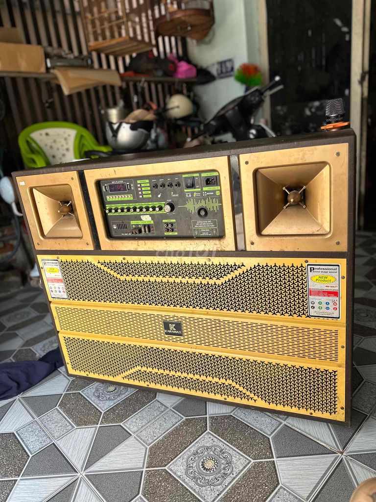 Loa karaoke 8000W Vàng, Đen 2 micro. Mua bán Tivi, Âm thanh tại Quận Bình Tân Tp Hồ Chí Minh được đăng bởi đỗ tấn hình 1