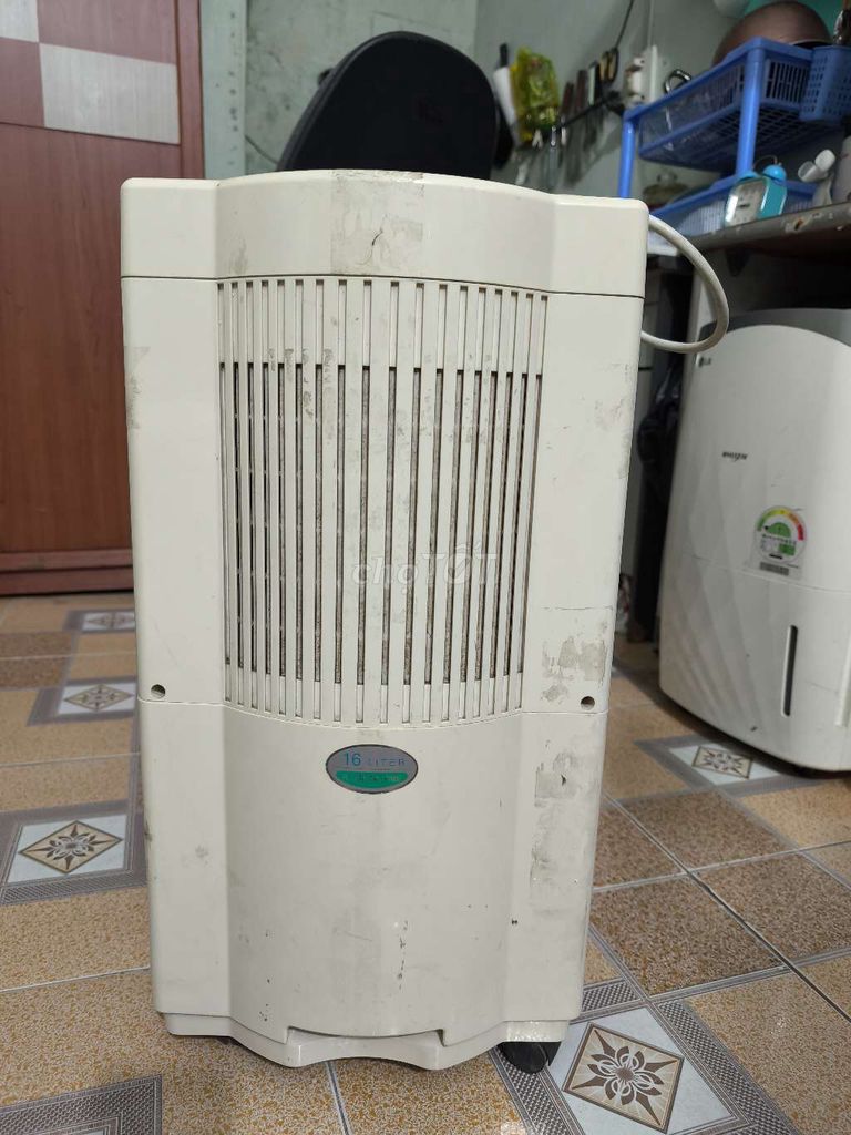 Máy hút ẩm 16 lít. Mua bán Nội thất, đồ gia dụng khác tại Thành phố Hưng Yên Hưng Yên được đăng bởi Đào công ba hình 1