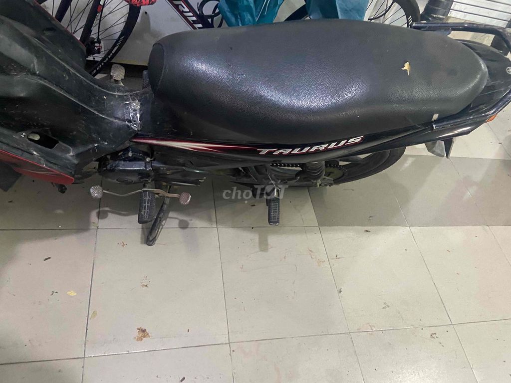 Yamaha Taurus màu Đỏ. Mua bán Xe máy tại Quận Thanh Khê Đà Nẵng được đăng bởi Nguyễn Tài hình 4