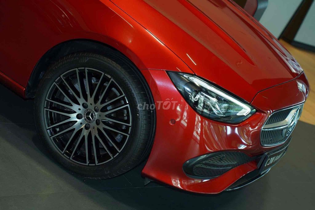 Mercedes C200 Plus 𝐗𝐞 𝐌𝐨̛́𝐢 𝟏𝟎𝟎% | Trả trước 220tr. Mua bán Ô tô tại Quận Tân Phú Tp Hồ Chí Minh được đăng bởi Mercedes Benz Vietnam Star hình 2