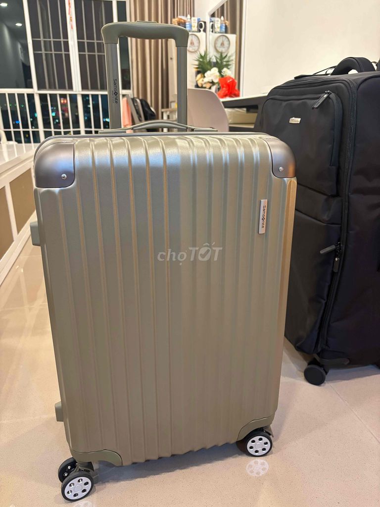 Vali Samsonite PC pha carbon 20 inch. Mua bán Túi xách tại Quận 7 Tp Hồ Chí Minh được đăng bởi Thu Mua SamSoNite hình 1