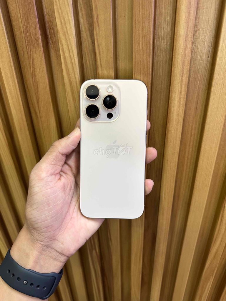 Apple iPhone 16 Pro 128GB Vàng Likenew. Mua bán Điện thoại tại Quận 8 Tp Hồ Chí Minh được đăng bởi Lê Đặng Minh Khang hình 1