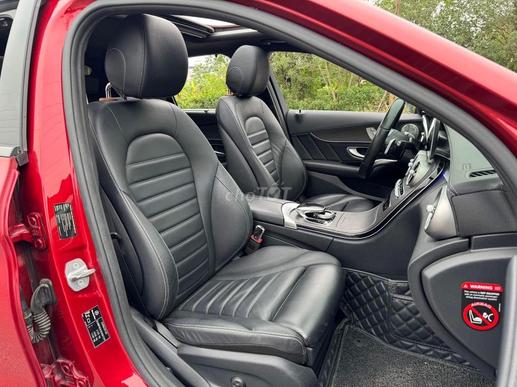 Mercedes Benz C Class 2019 C300 AMG - 76000 km. Mua bán Ô tô tại Quận Thanh Xuân Hà Nội được đăng bởi HIẾU &* hình 8