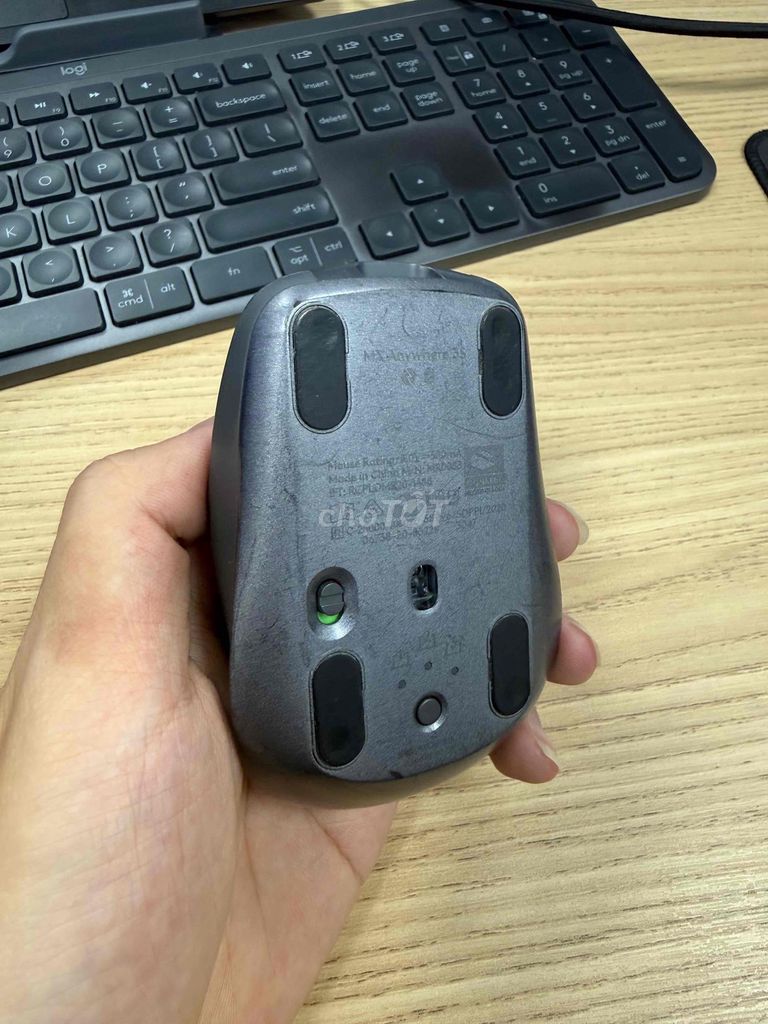 Chuột Logitech Anywhere 3s Xám đã qua sử dụng. Mua bán Phụ kiện (Màn hình, Chuột...) tại Thị xã Từ Sơn Bắc Ninh được đăng bởi Tùng Vũ hình 1