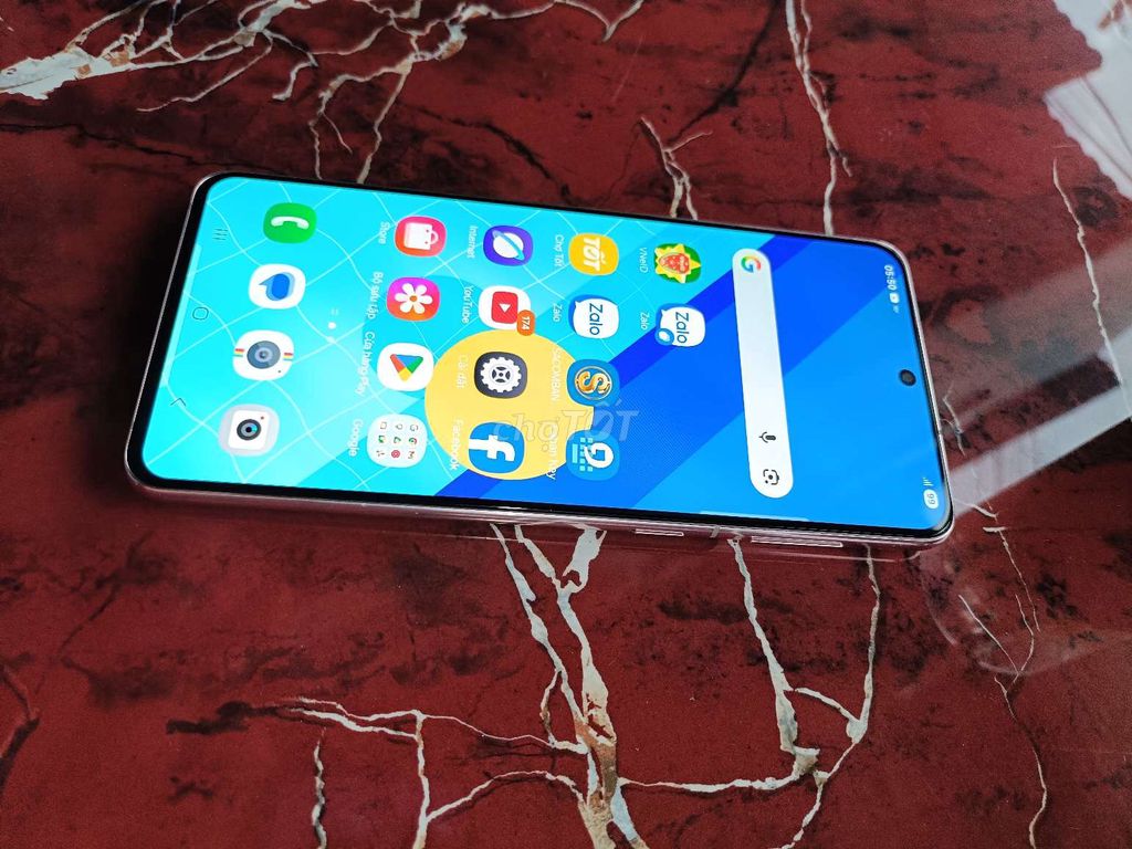 Samsung S21 Plus 256G giao lưu . Mua bán Điện thoại tại Huyện Mang Thít Vĩnh Long được đăng bởi nimi hình 1
