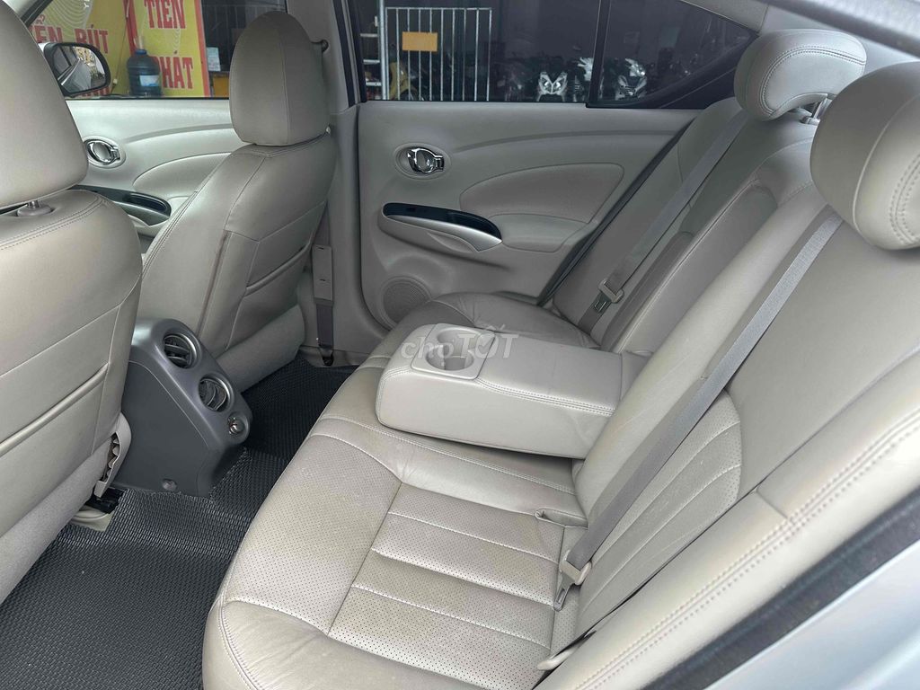 Nissan Sunny 2016 XV - 120000 km. Mua bán Ô tô tại Thành phố Đồng Xoài Bình Phước được đăng bởi Cầm Đồ Tiến Phát hình 7