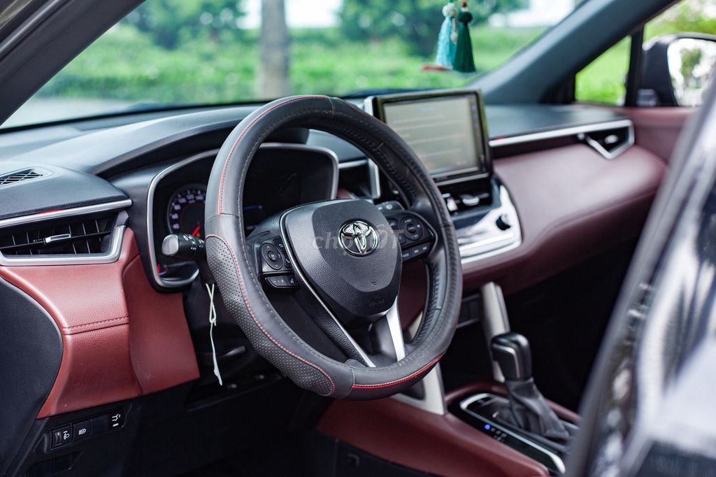 Toyota Corolla Cross 1.8V 2020 - 79000 km. Mua bán Ô tô tại Thành phố Thủ Đức Tp Hồ Chí Minh được đăng bởi H2T Auto hình 9