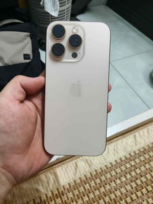 Apple iPhone 16 Pro 128Gb Sa mạc VNA Đã sử dụng