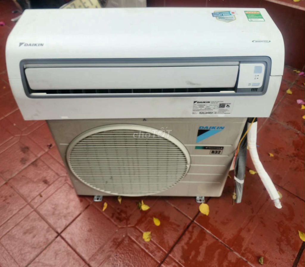 Máy lạnh Daikin Inverter 2hp Trắng 9x%. Mua bán Máy lạnh, điều hoà tại Quận Liên Chiểu Đà Nẵng được đăng bởi Hữu Netkafe hình 1