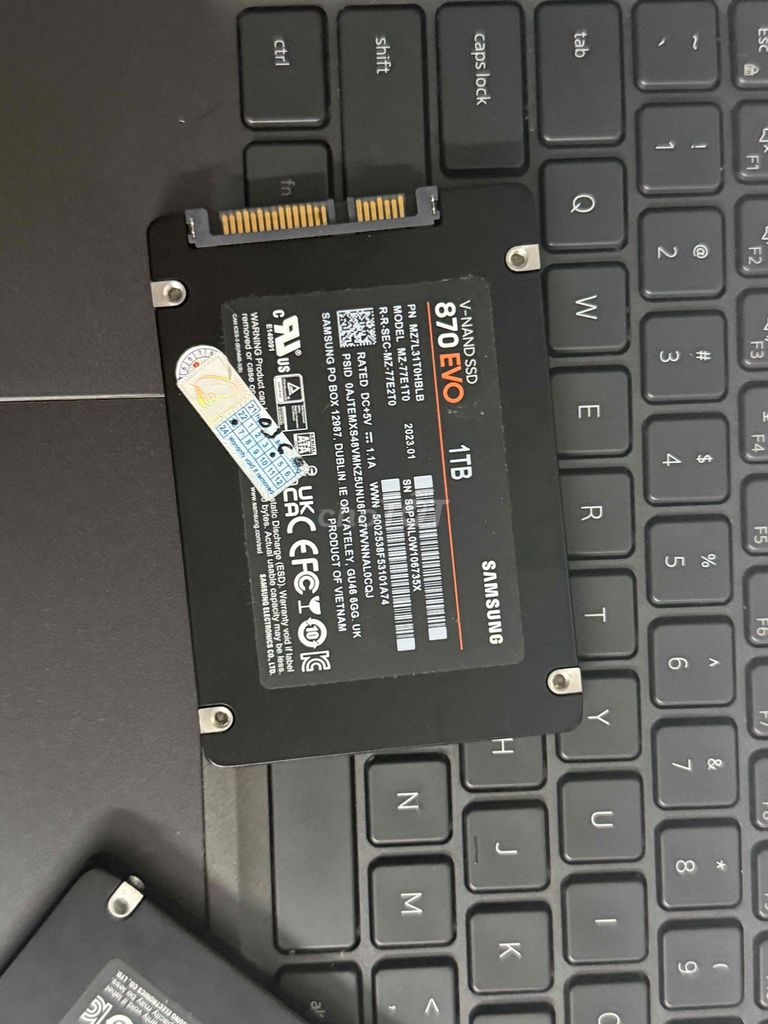 Ổ cứng SSD Samsung 870 EVO 1TB. Mua bán Linh kiện (RAM, Card...) tại Thành phố Thủ Đức Tp Hồ Chí Minh được đăng bởi Trực hình 1