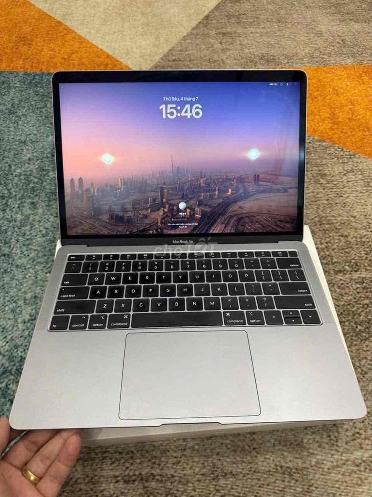 Apple Macbook Air 2018 I5 8GB/256GB. Mua bán Laptop tại Thành phố Buôn Ma Thuột Đắk Lắk được đăng bởi Tuan hình 1