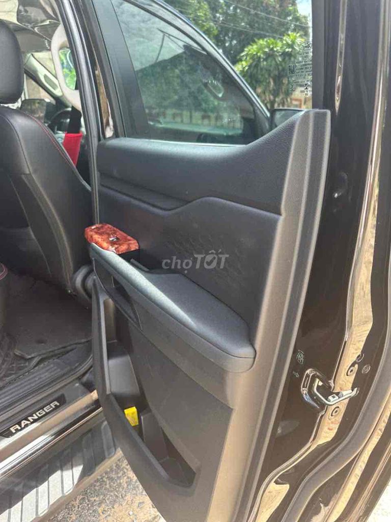 Ford Ranger 2023 XLS 2.0L 4x2 AT - 34000 km. Mua bán Ô tô tại Thành Phố Đồng Hới Quảng Bình được đăng bởi Minh Ngọc DTK hình 3