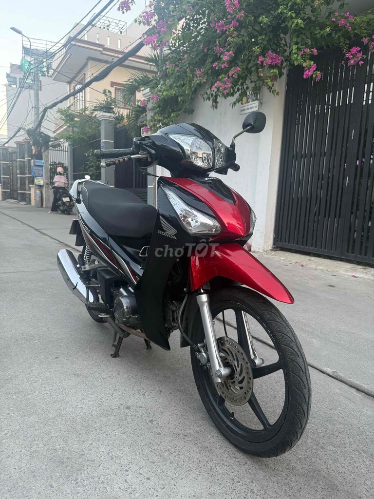 Future 2017 Fi chính chủ 125cc mấy êm zin bao êm. Mua bán Xe máy tại Quận 7 Tp Hồ Chí Minh được đăng bởi Gia Bảo  hình 4