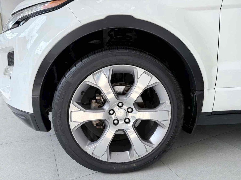 BÁN RANGROVER EQUOVE. Mua bán Ô tô tại Quận Bình Thạnh Tp Hồ Chí Minh được đăng bởi Thanh Phương hình 4