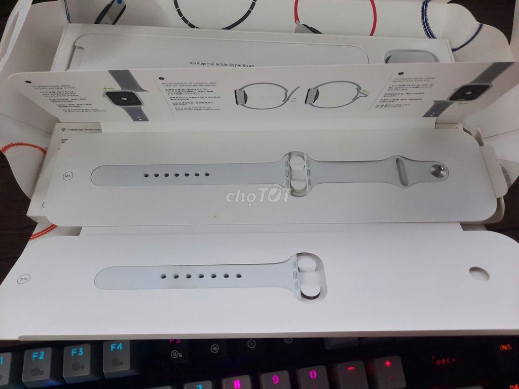 Bán Apple Watch Series 4 Vỏ Nhôm, Nguyên Zin. Mua bán Thiết bị đeo thông minh tại Quận Gò Vấp Tp Hồ Chí Minh được đăng bởi Viet Dung hình 3