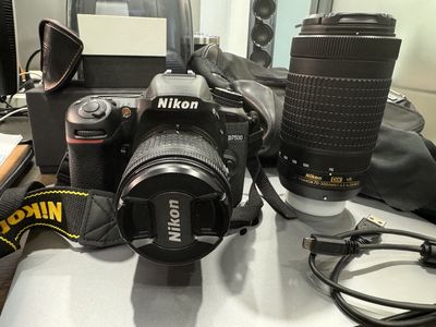 Máy ảnh Nikon D7500 + lens 18-55mm + lens 70-300mm