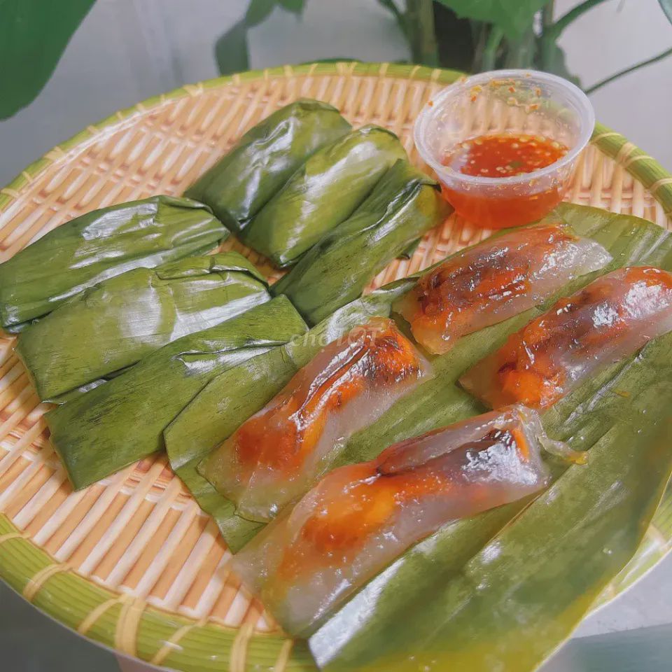 Bánh bột lọc tôm thịt kèm mắm ớt tỏi cay. Mua bán Đồ ăn, thực phẩm và các loại khác tại Quận Nam Từ Liêm Hà Nội được đăng bởi Bột lọc tôm thịt hình 1