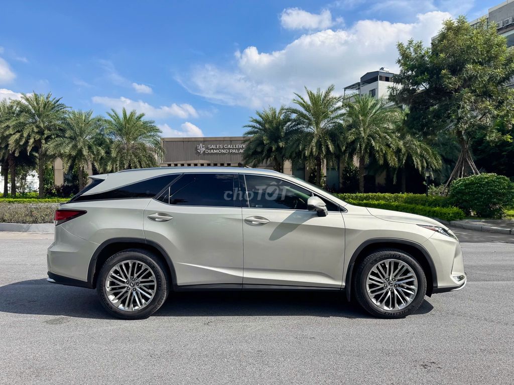 Lexus RX 2021 RX350L - 6v km. Mua bán Ô tô tại Quận Long Biên Hà Nội được đăng bởi Đỗ Nhật Tiến  hình 4
