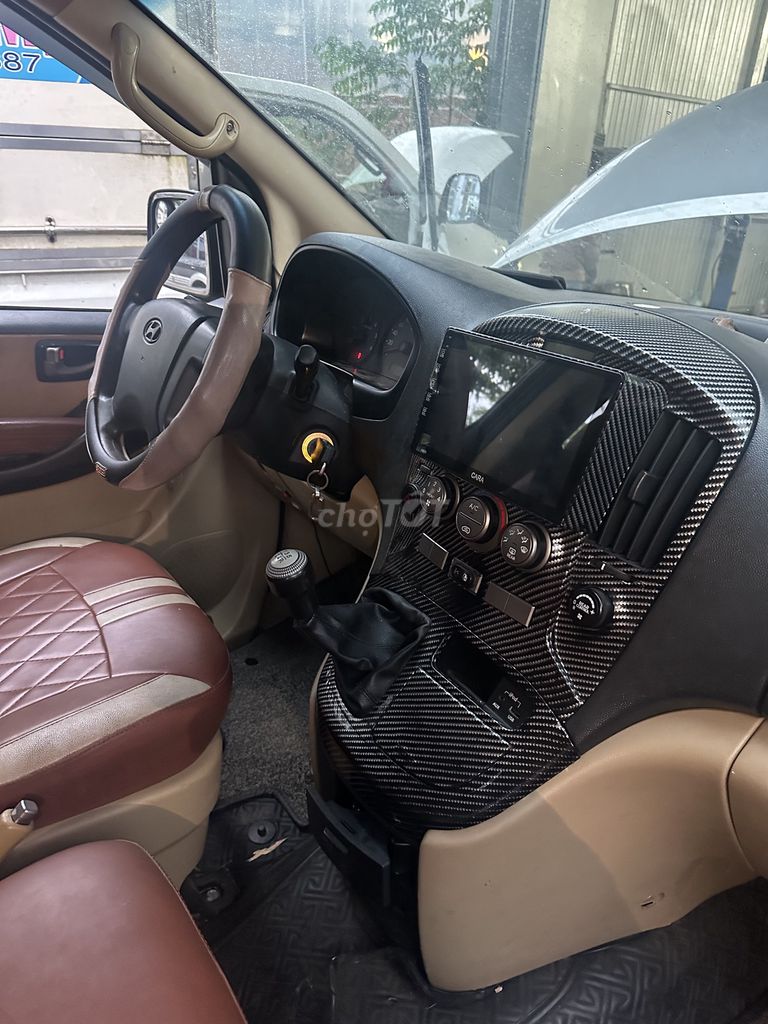 Hyundai Starex 2015 2.5D MT - 300000 km. Mua bán Ô tô tại Huyện Hòa Vang Đà Nẵng được đăng bởi Quốc Huy hình 6
