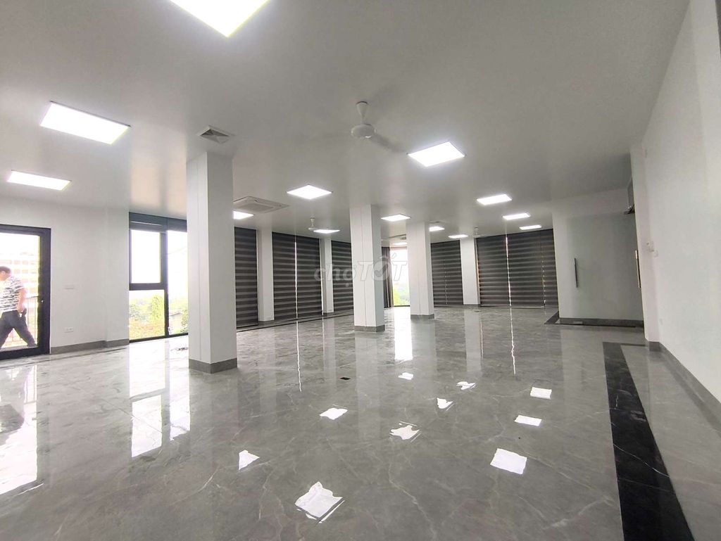 Cho thuê sàn văn phòng 140m2 KĐT Tây Nam Linh Đàm 