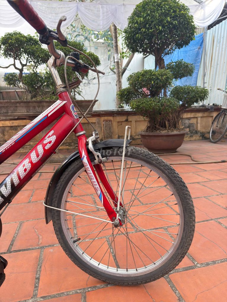 Xe đạp AVIBUS Đỏ. Mua bán Xe đạp tại Huyện Hoài Đức Hà Nội được đăng bởi Đỗ văn giáp hình 3