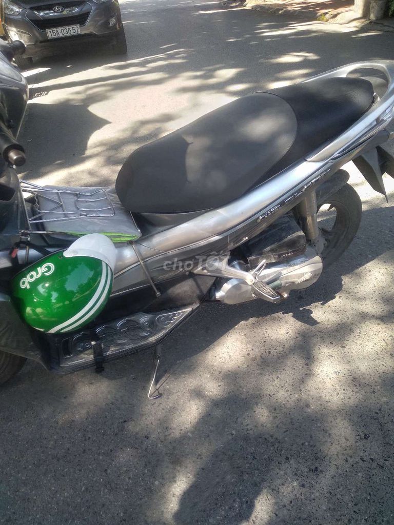 Honda Air Blade Thể thao Bạc. Mua bán Xe máy tại Quận Hải An Hải Phòng được đăng bởi phạm Tuấn  hình 4