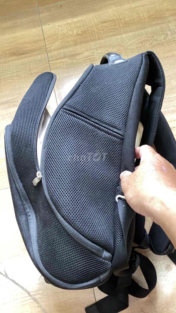 Ba lô Adidas vải dù màu đen