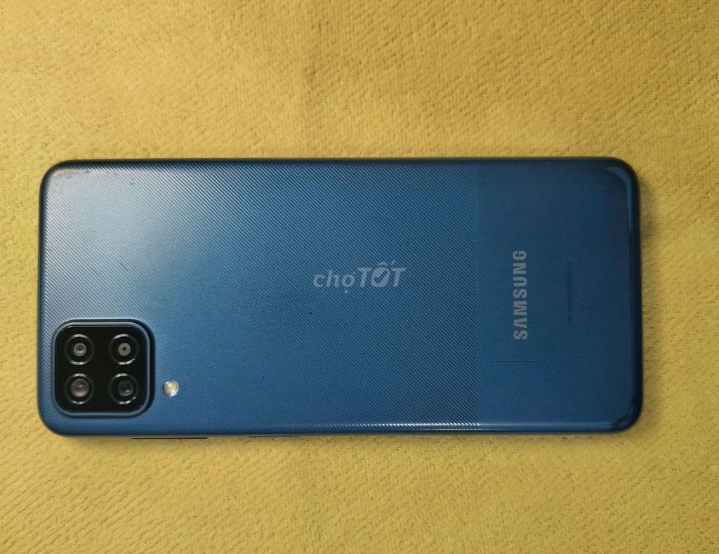 Samsung Galaxy A12 128GB Xanh dương. Mua bán Điện thoại tại Quận Tây Hồ Hà Nội được đăng bởi Hoàng Dũng hình 1