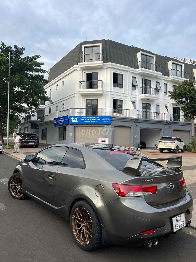 Kia Cerato 2010 Koup 2.0 AT - 125456 km. Mua bán Ô tô tại Thành phố Buôn Ma Thuột Đắk Lắk được đăng bởi manh hoàng  hình 5