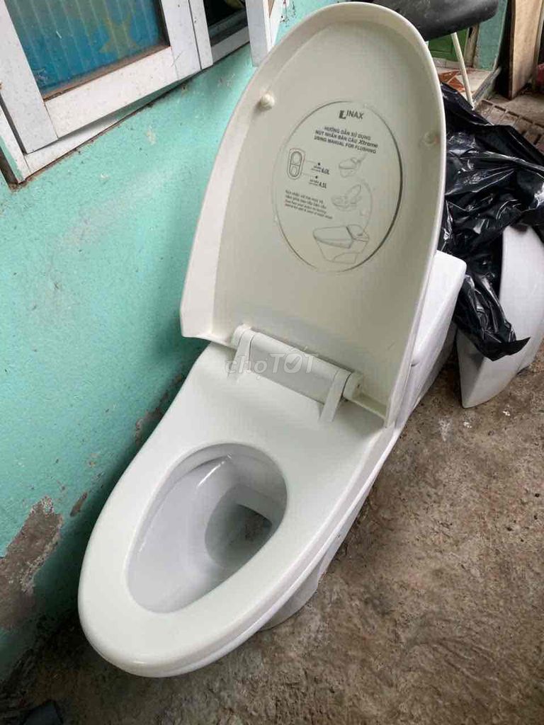 Bồn cầu liền khối Inax cần thanh lý gấp. Mua bán Thiết bị vệ sinh, nhà tắm tại Quận Nam Từ Liêm Hà Nội được đăng bởi mai thị thắm hình 1
