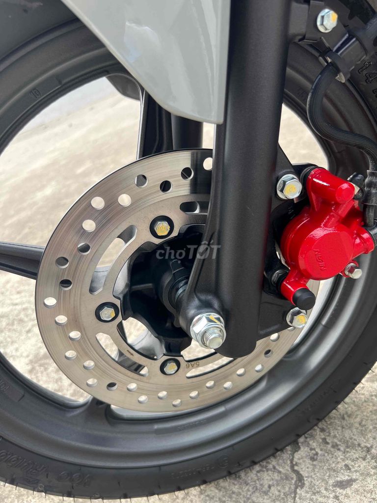 AB 4val 2025 3.900km chính chủ 60 có bán trả góp. Mua bán Xe máy tại Huyện Trảng Bom Đồng Nai được đăng bởi cửa hàng xe máy Trần Sơn  hình 7