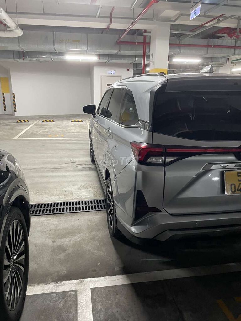 Toyota Veloz Cross Bạc 7 chỗ đời 2022. Mua bán Ô tô tại Quận 12 Tp Hồ Chí Minh được đăng bởi tuyền hình 3