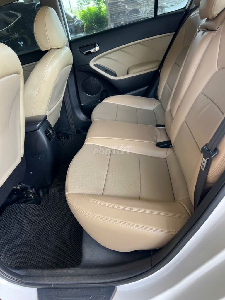 Kia Cerato 2016, cửa sổ trời. Mua bán Ô tô tại Thành phố Buôn Ma Thuột Đắk Lắk được đăng bởi Tiệm Ôtô Xe Máy Thuỷ hình 14